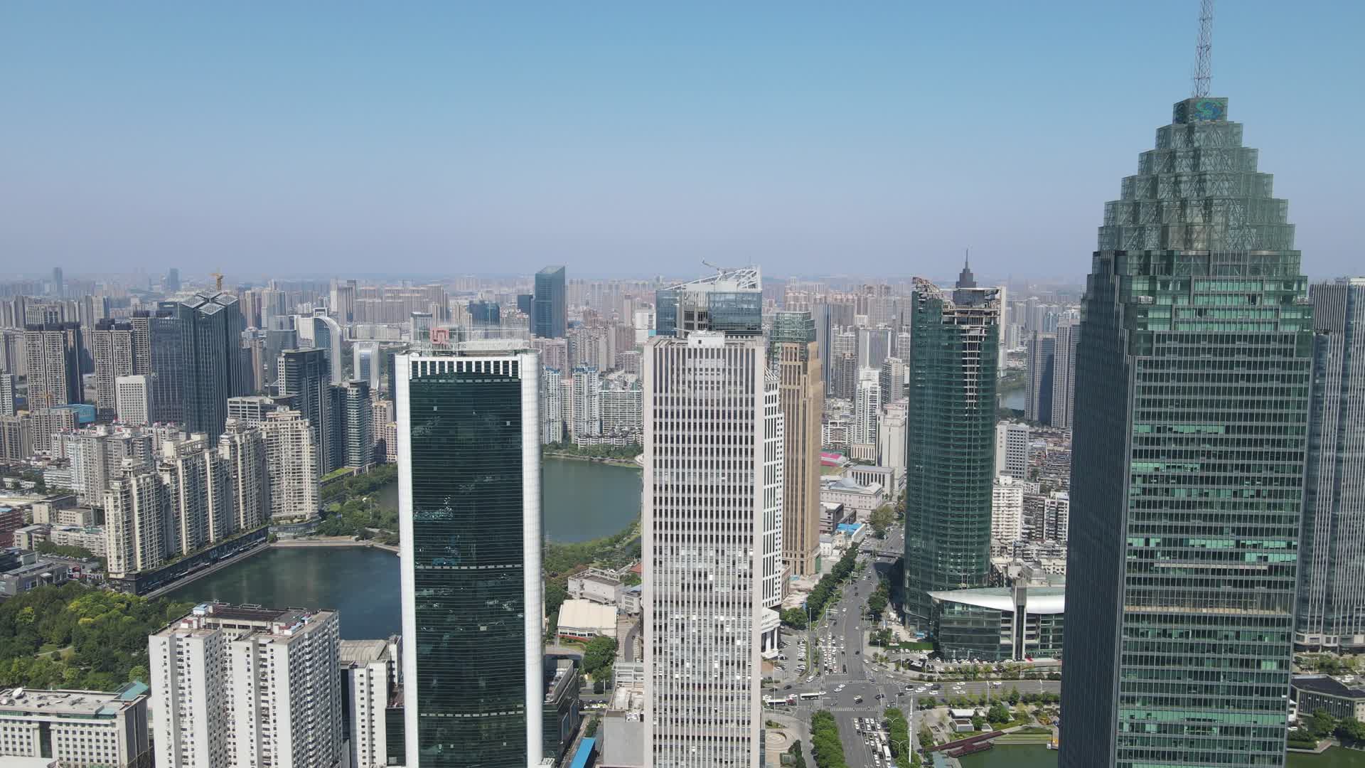 航拍武汉城市建设高楼建筑视频的预览图