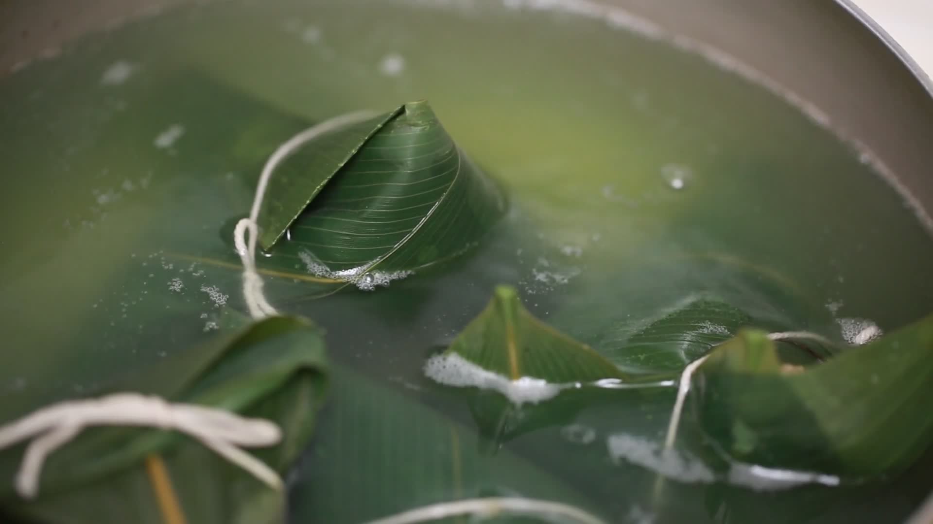 食品安全染色粽子视频的预览图