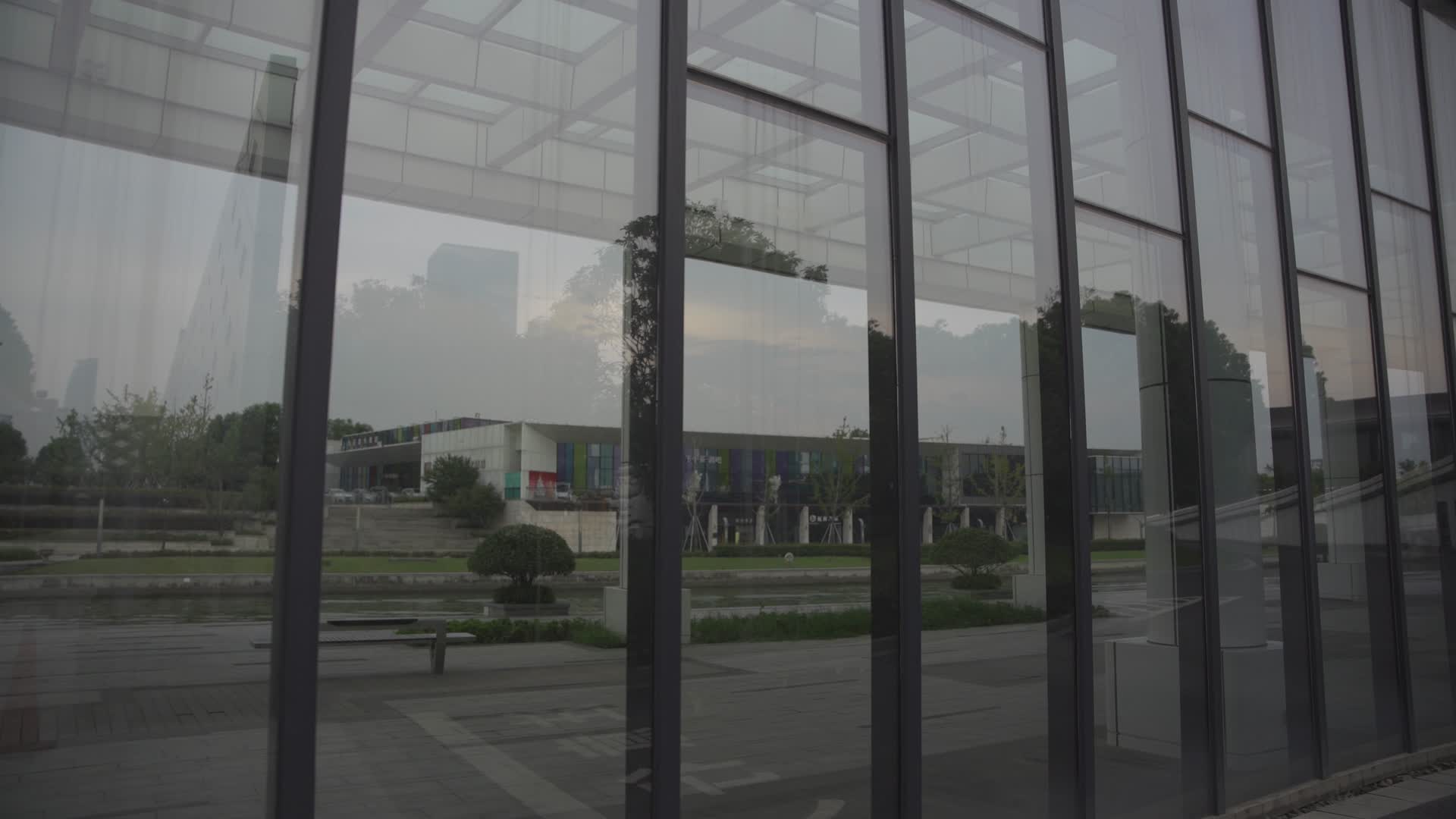 杭州钱江世纪公园4K视频视频的预览图