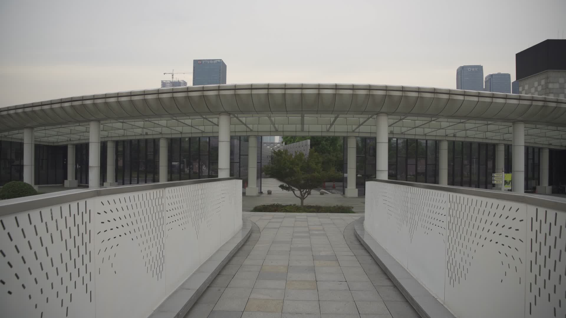 杭州钱江世纪公园4K视频视频的预览图