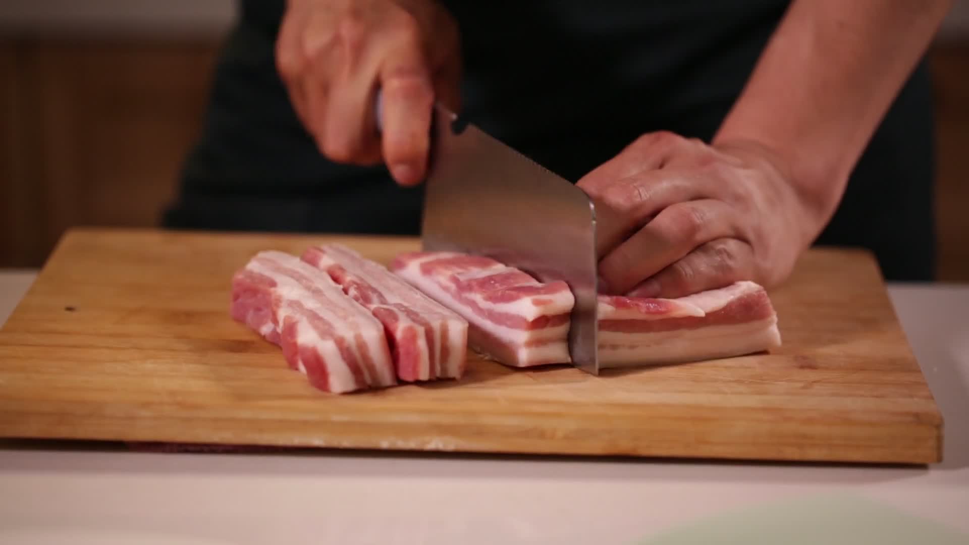 菜刀切五花肉视频的预览图