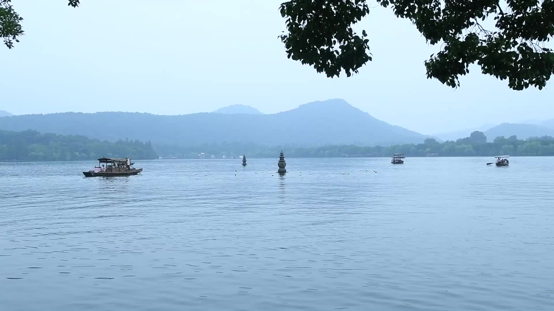 杭州西湖风景区三潭印月视频视频的预览图