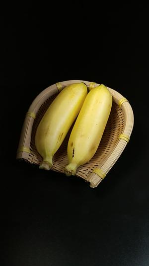 小香蕉水果4k实拍视频视频的预览图