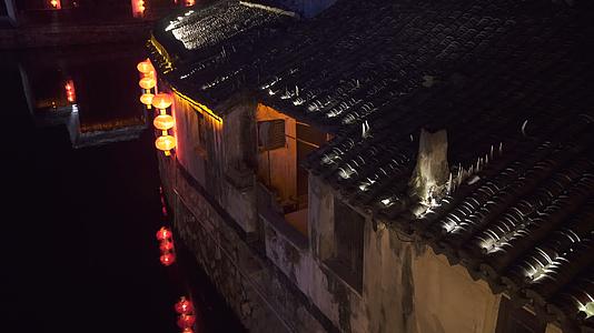 湖州南浔古镇江南水乡百间楼夜景4K风景视频视频的预览图