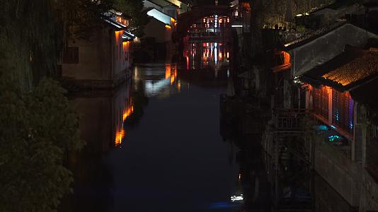 湖州南浔古镇江南水乡百间楼夜景4K风景视频视频的预览图