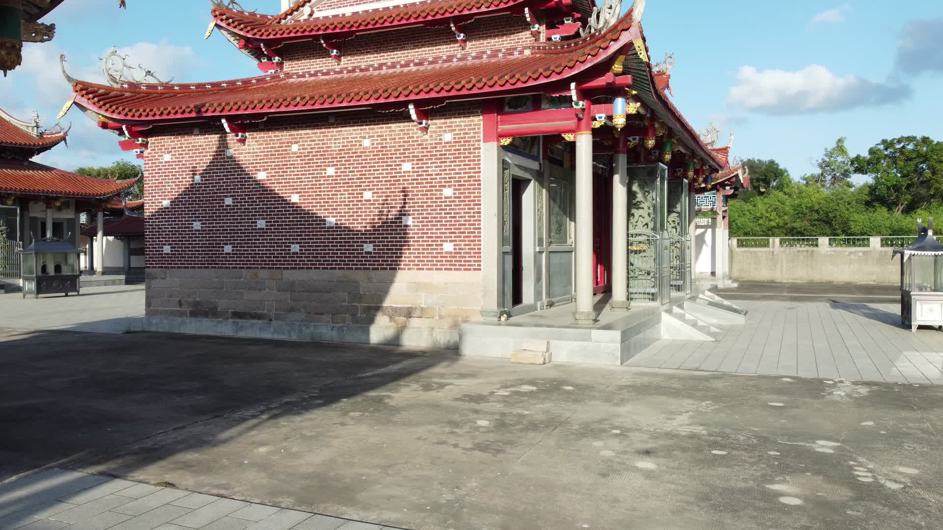航拍福建古寺封神榜4K实拍视频视频的预览图
