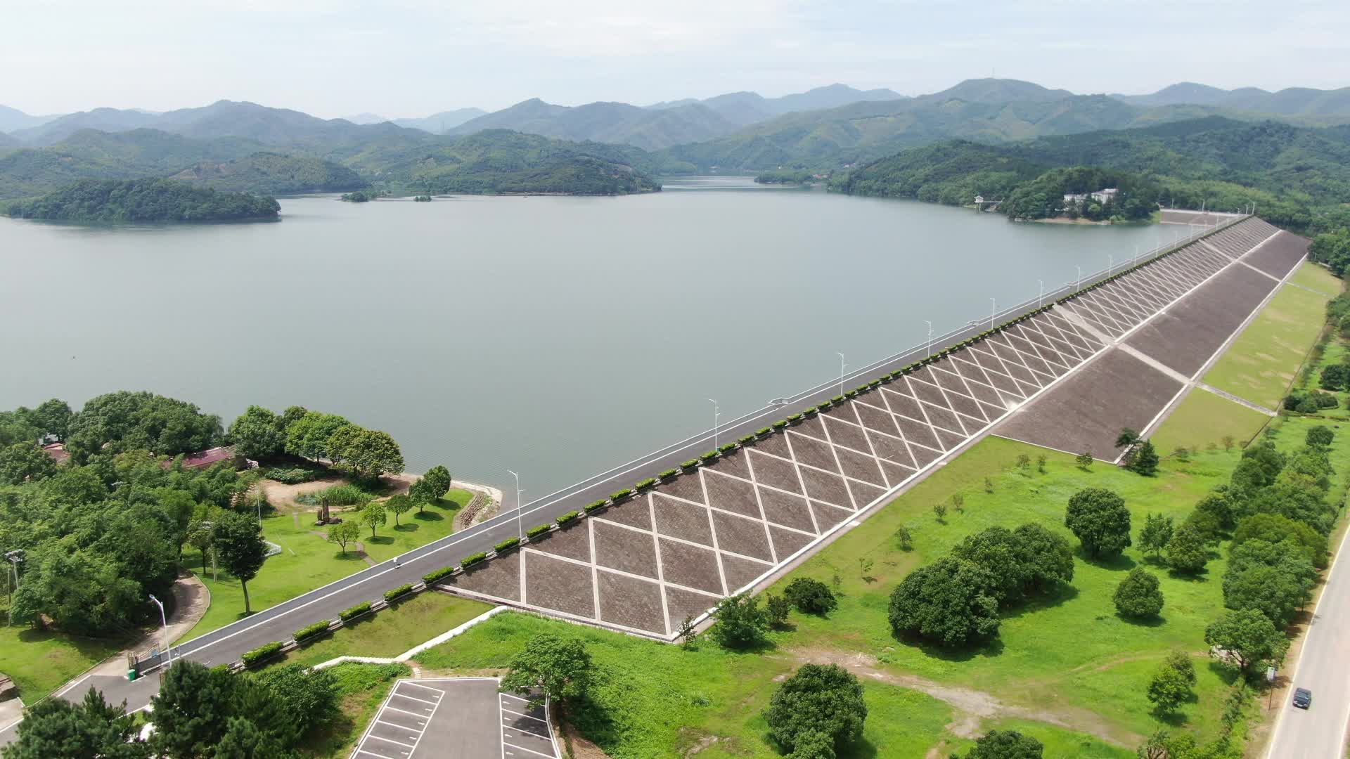 广德卢湖水库视频的预览图