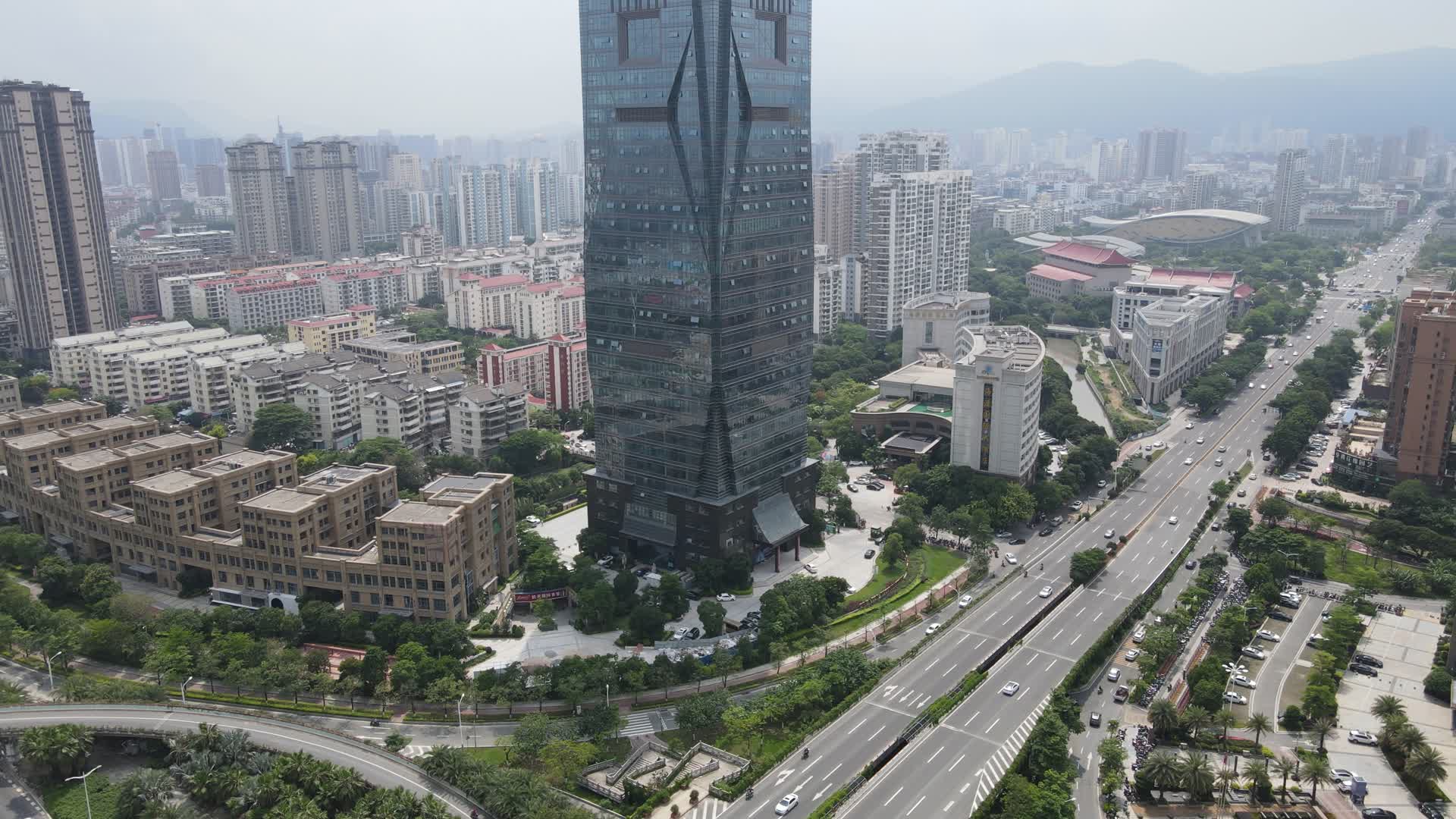 福建莆田第一高楼地标建筑凯利国际航拍视频的预览图