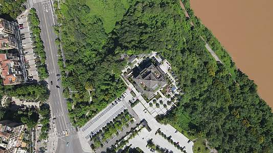 泸州酒城大楼高空航拍视频的预览图