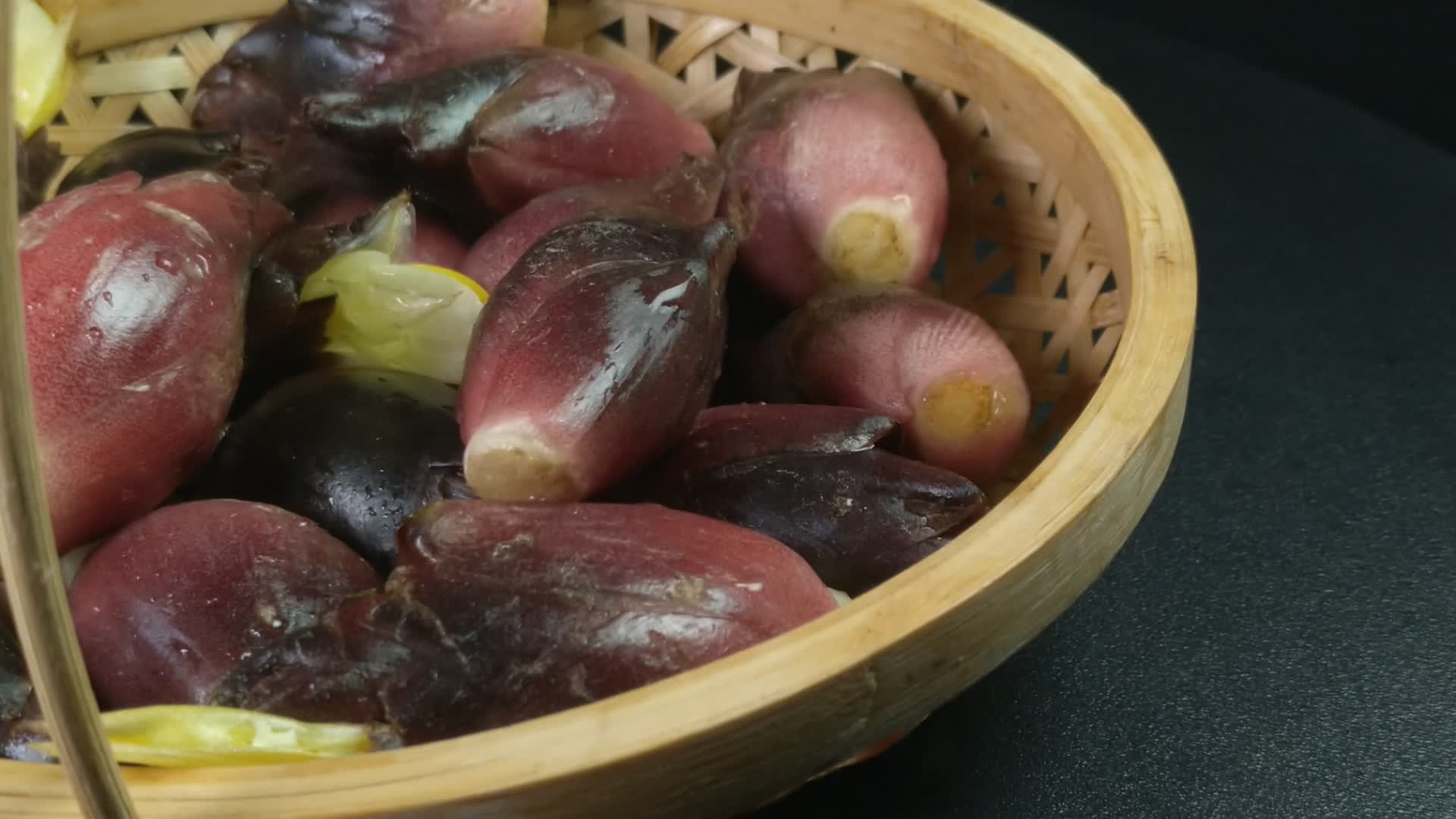 特色蔬菜大洋荷美食食材时蔬4K实拍视频视频的预览图