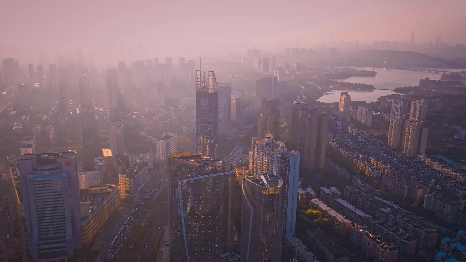 武汉城市风光长江沿江航拍视频的预览图