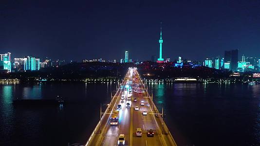 武汉长江沿江风光长江大桥视频的预览图