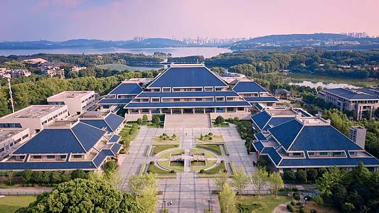 武汉湖北省博物馆历史建筑航拍视频的预览图