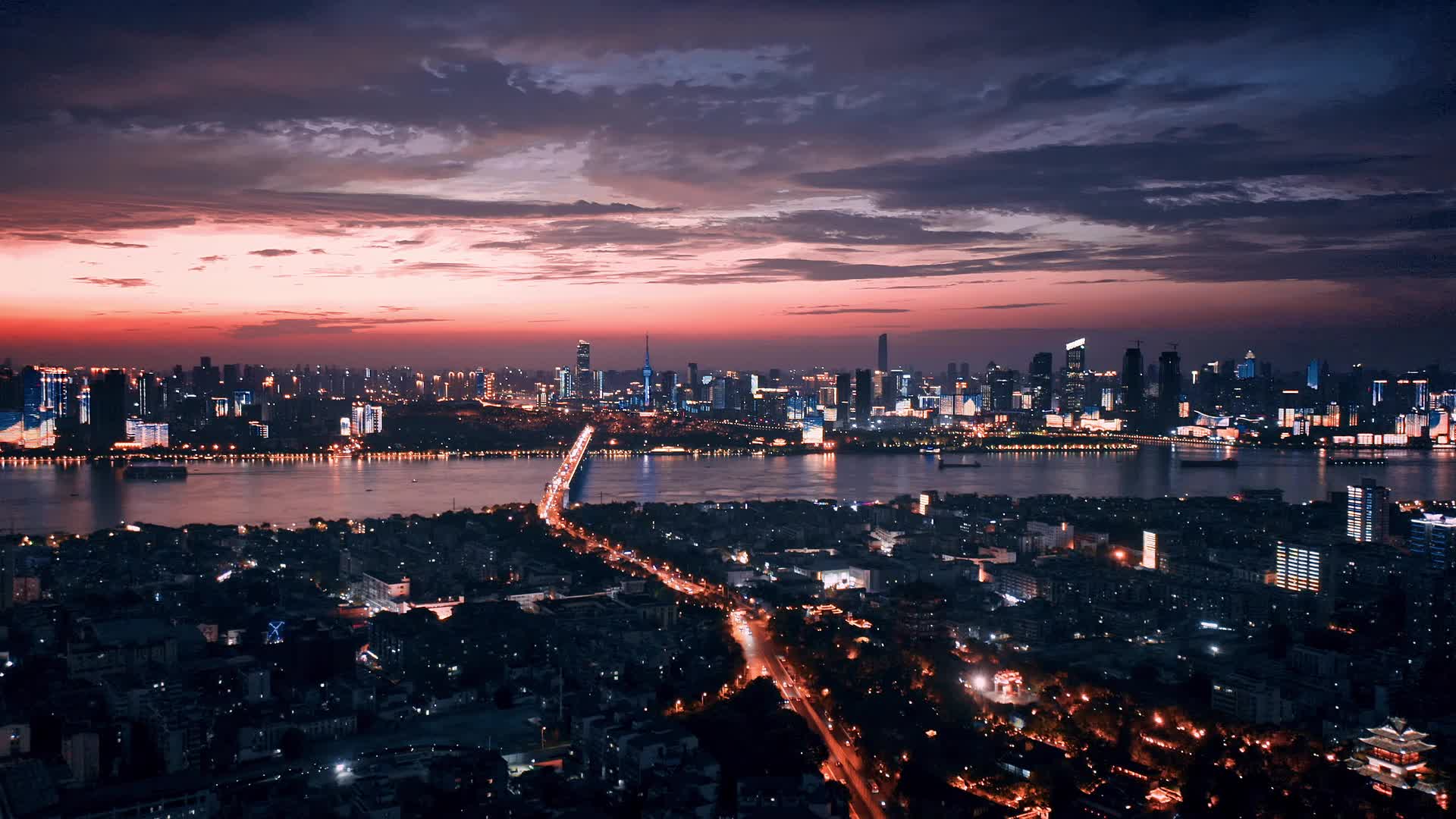 武汉长江沿江城市夜景风光视频的预览图