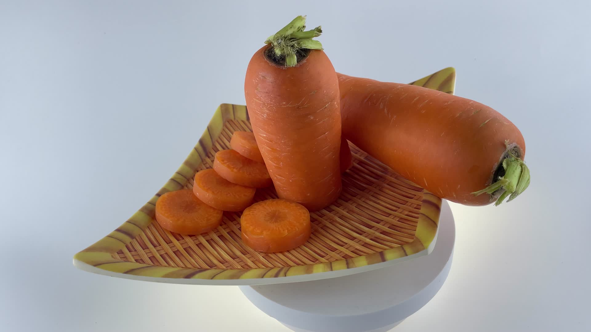 胡萝卜4K实拍视频视频的预览图