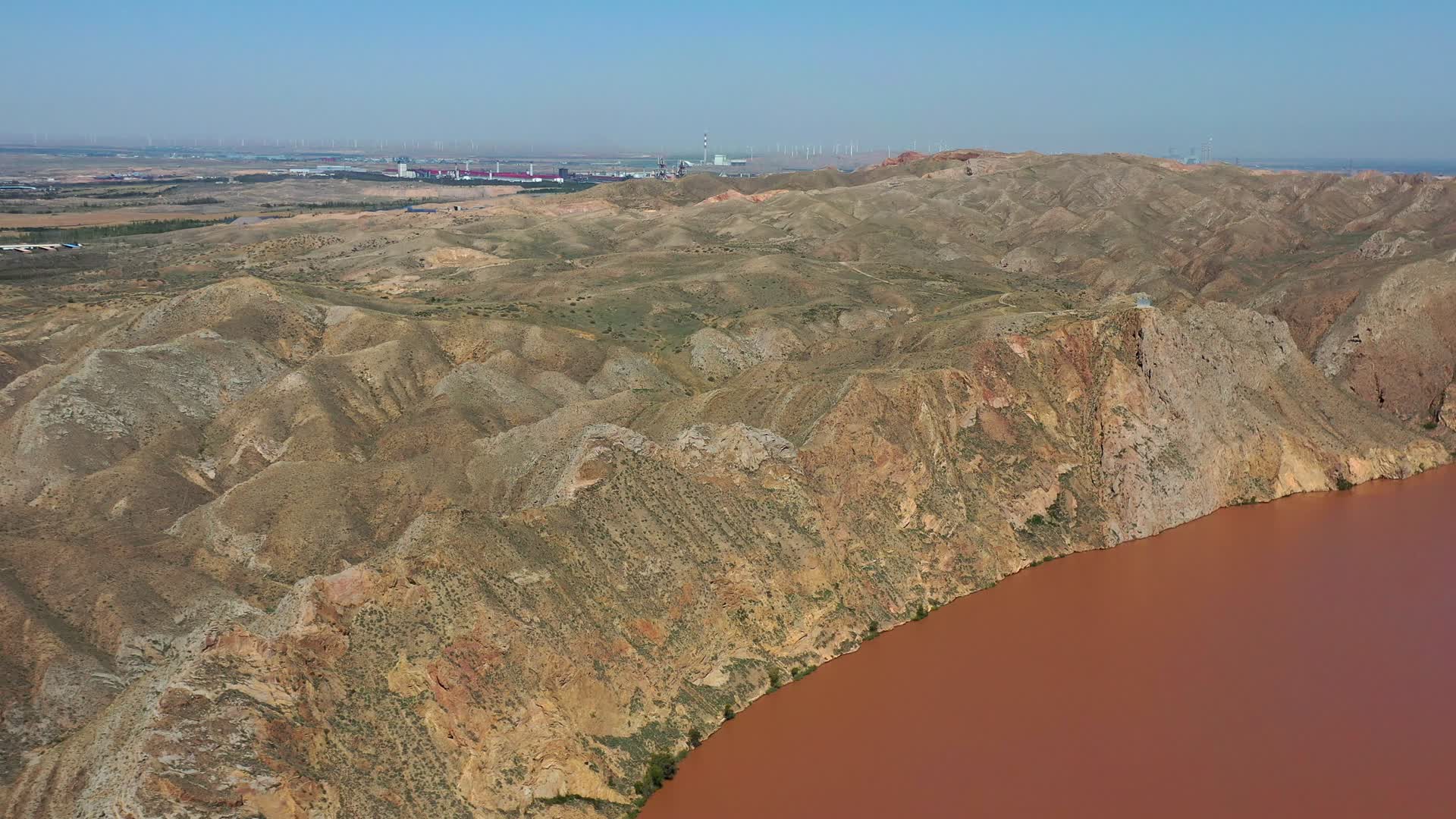 宁夏吴忠青铜峡市黄河大峡谷风光视频的预览图
