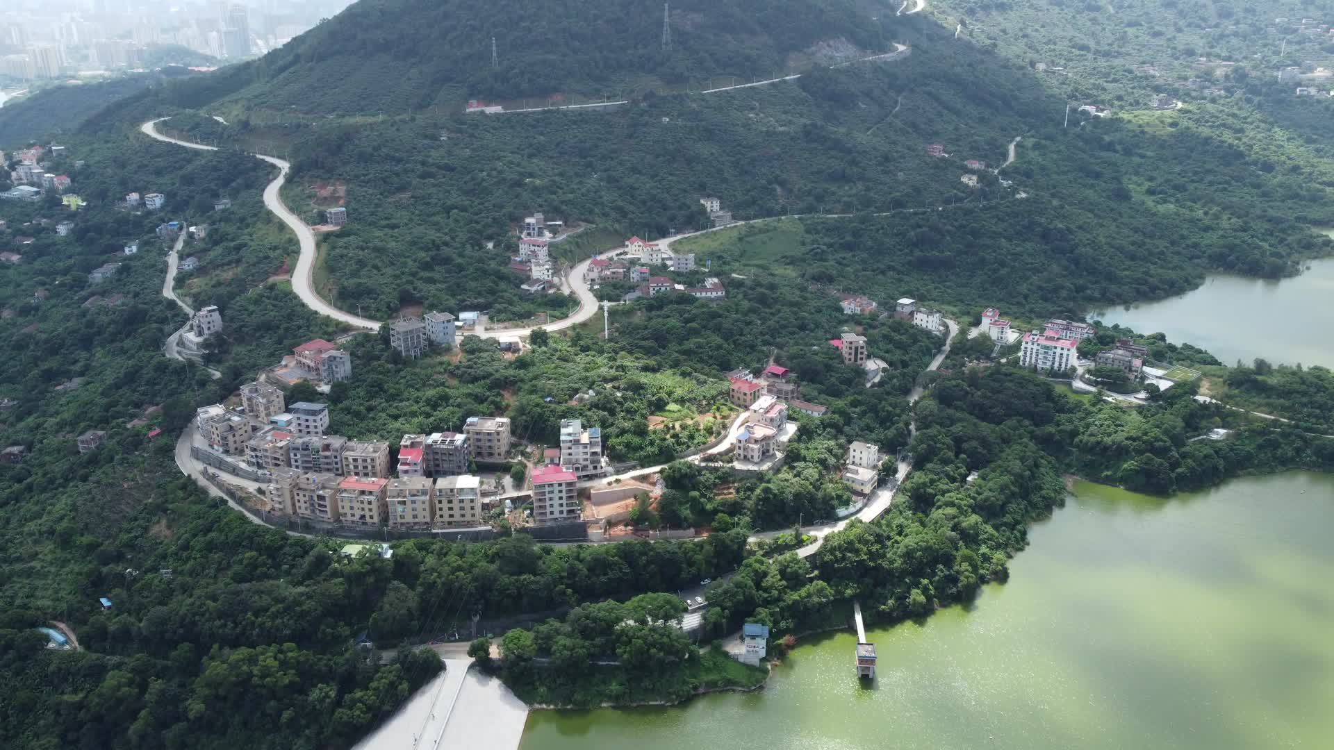 航拍莆田市东圳水库风景4K实拍视频视频的预览图