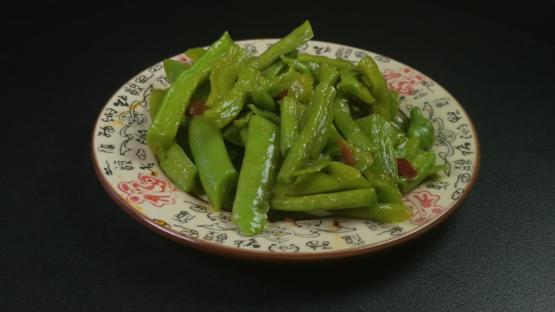 贡菜腌菜美食食物4K实拍视频视频的预览图