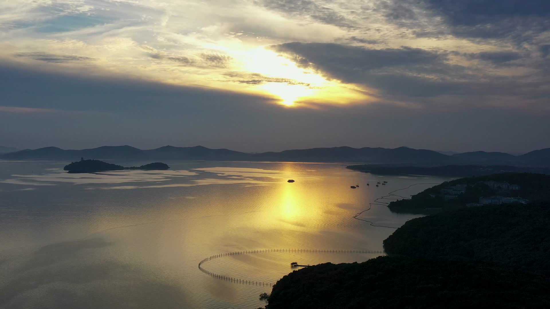 无锡太湖夕阳视频的预览图