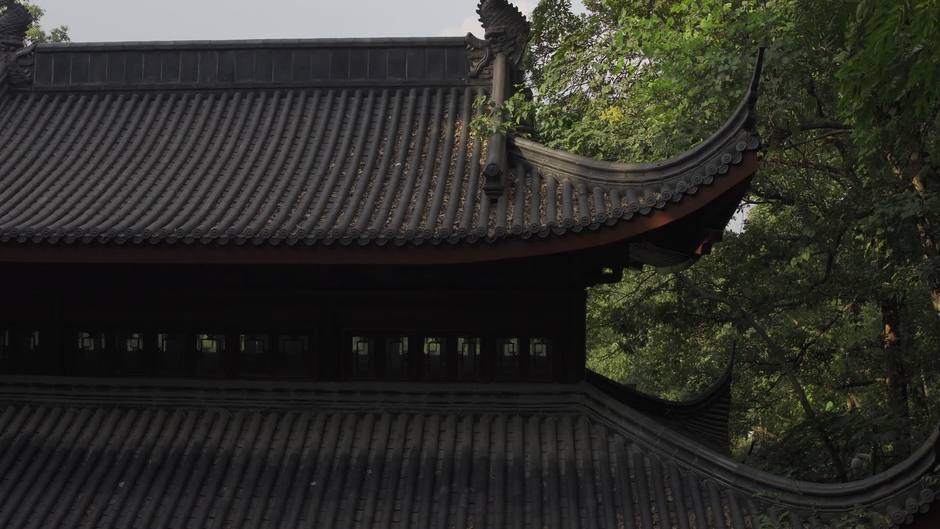 杭州凤凰山风景区万松书院4K风景视频视频的预览图