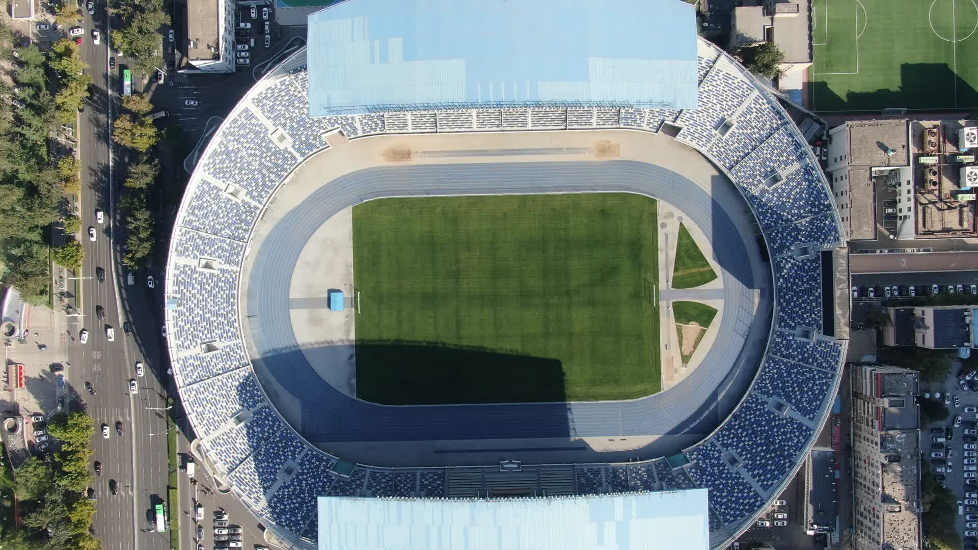 俯拍河北省体育馆视频的预览图