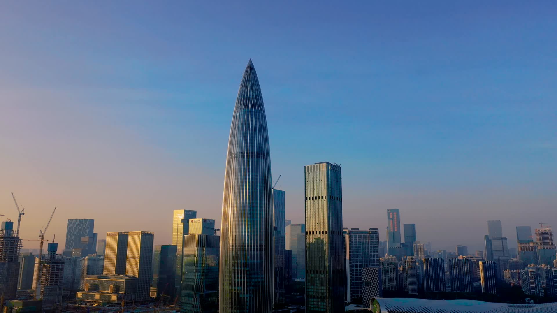 航拍深圳中国华润大厦视频的预览图