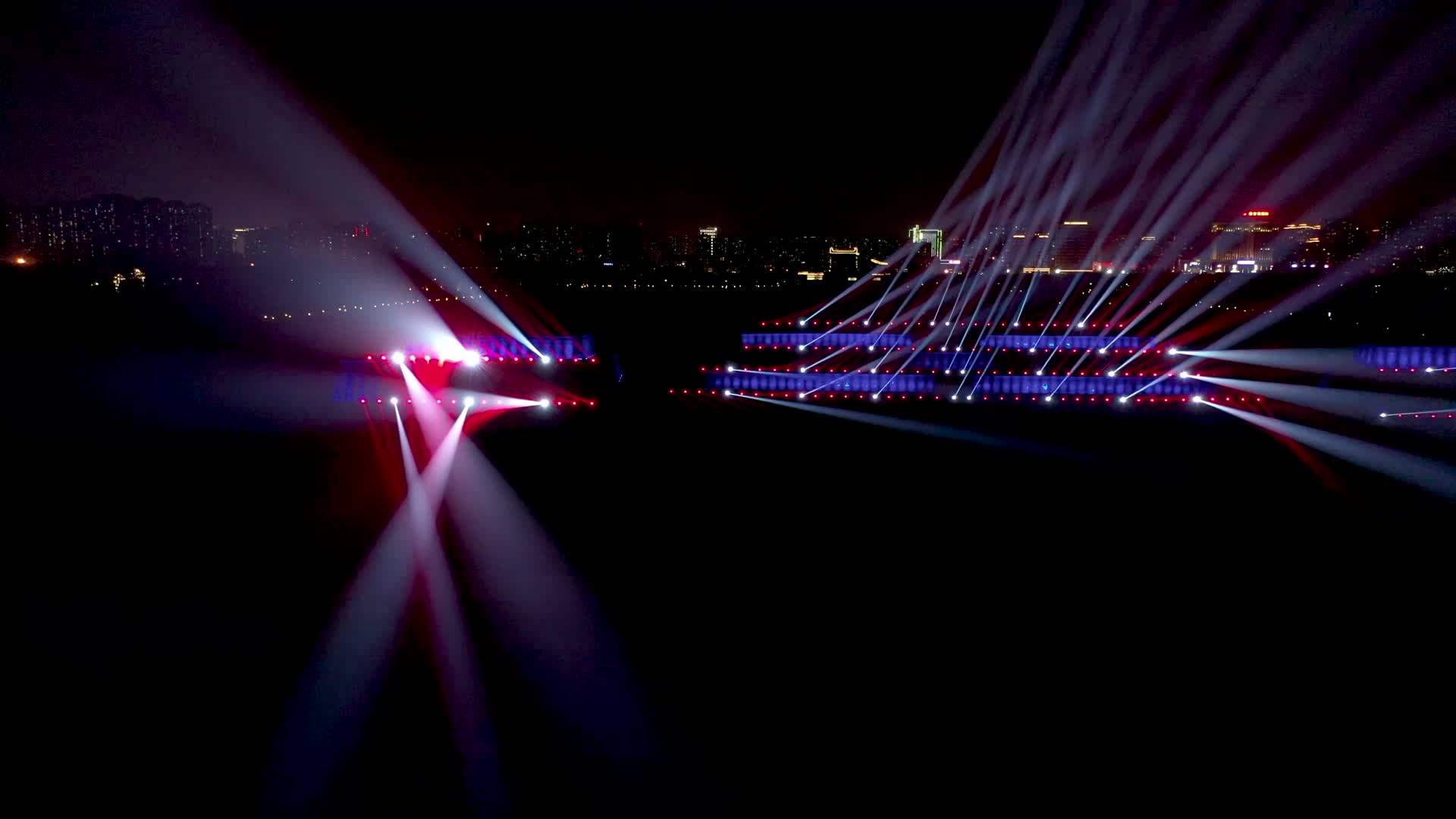 航拍大明宫灯展视频的预览图