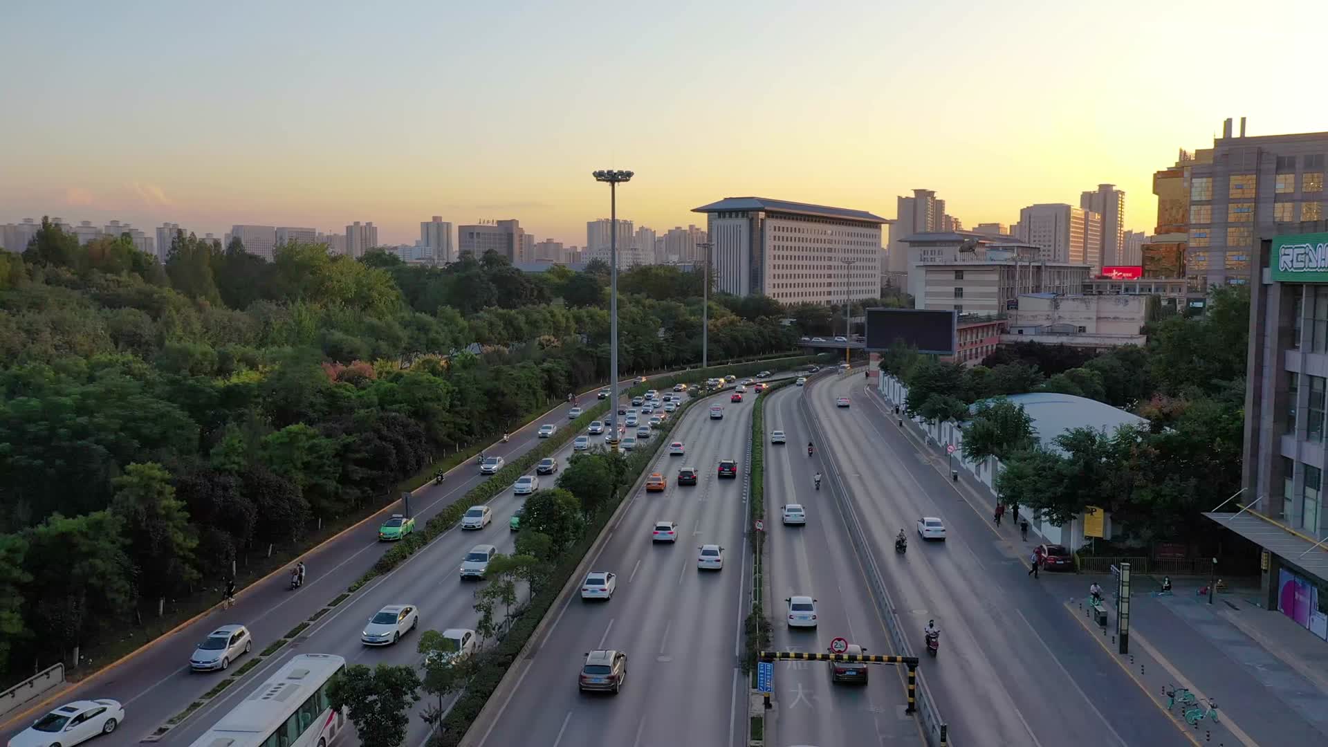 西安南二环路中共陕西省委员会视频的预览图
