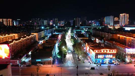 航拍阿克苏夜景视频的预览图