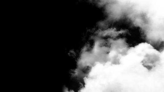 4K云层横向转场过渡视频的预览图