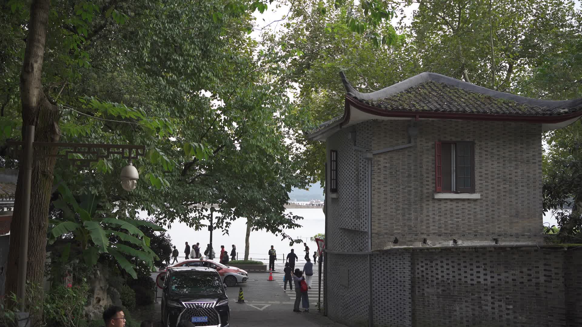 杭州宝石山景区智果寺旧址4K风景视频视频的预览图