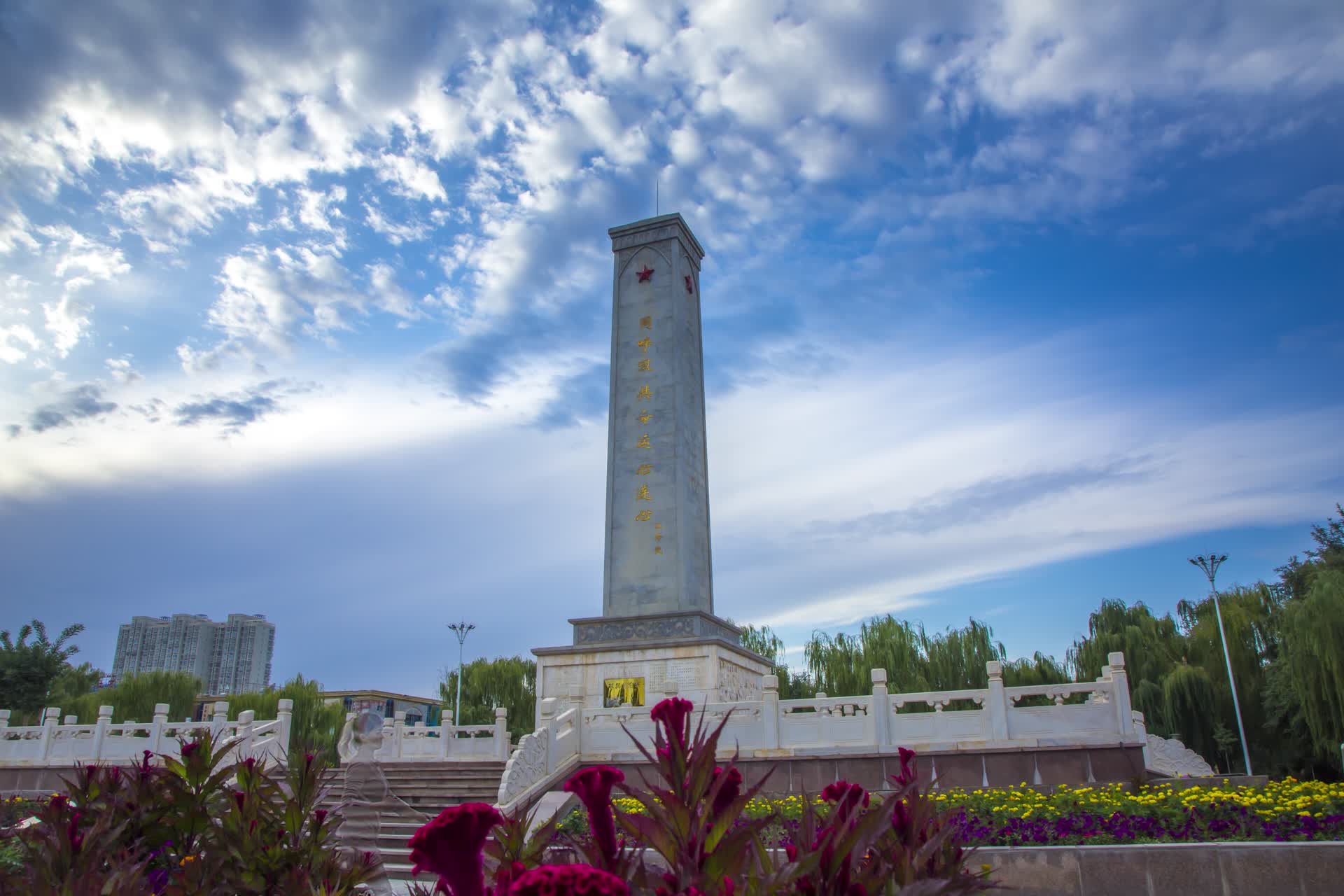 新疆阿克苏地区纪念碑视频的预览图