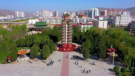 甘肃省白银市会师塔航拍视频的预览图
