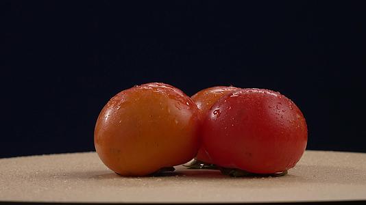 成熟火晶柿子特写镜头合集视频的预览图
