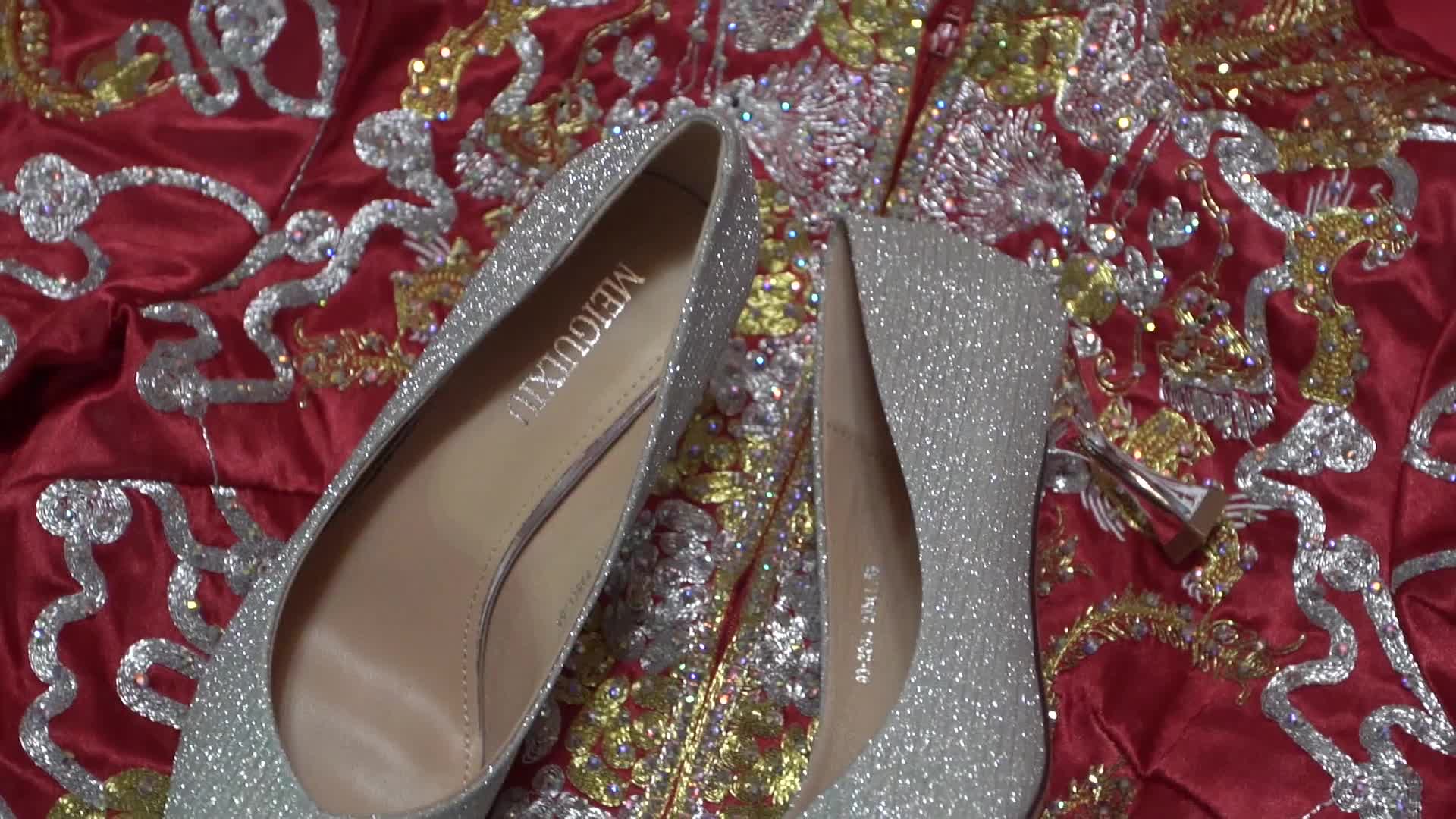 婚礼场布中式婚礼高跟鞋合集视频的预览图