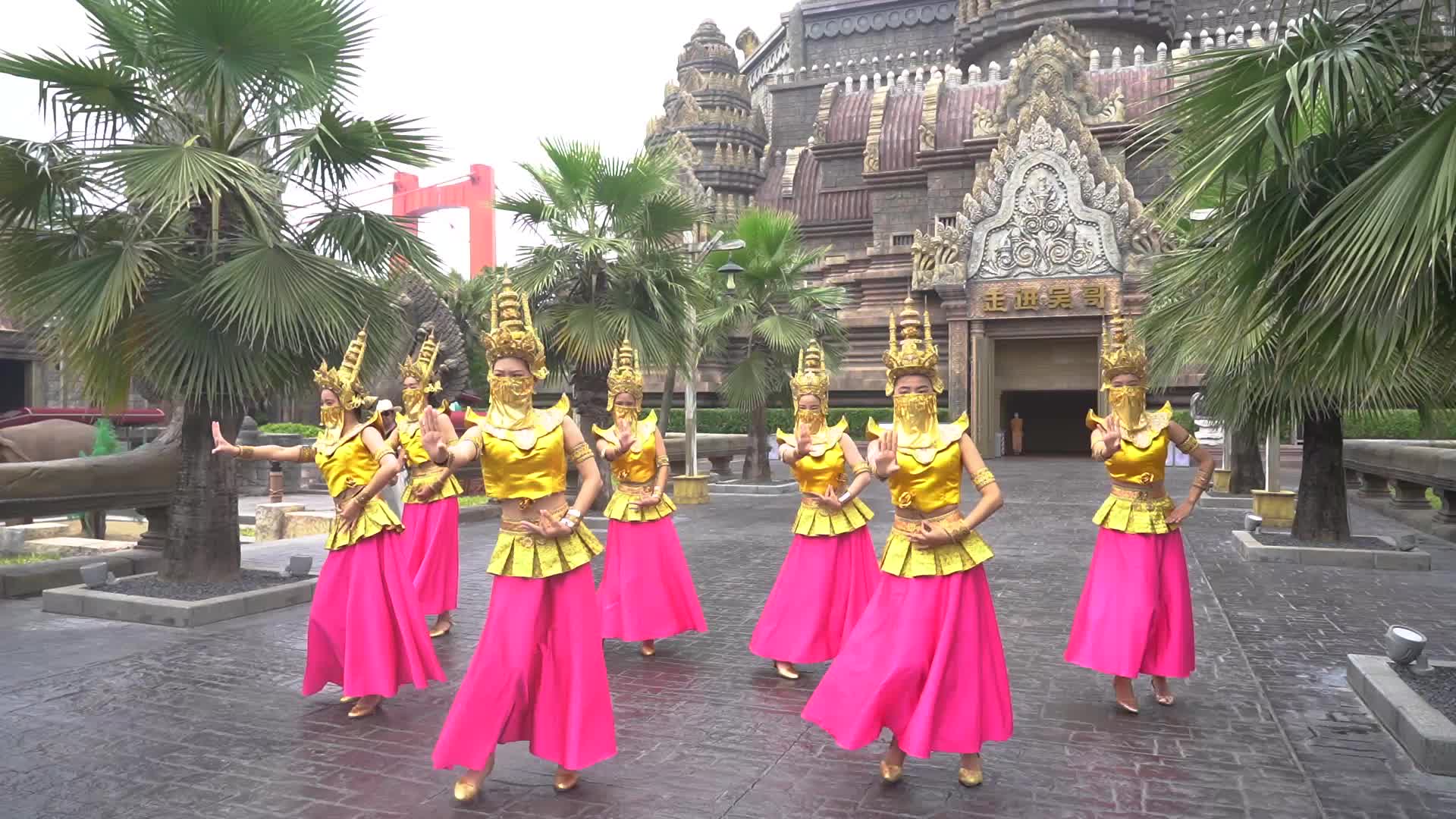泰国传统舞蹈视频的预览图