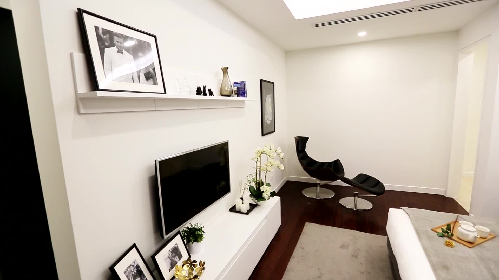 现代高端住宅装饰样板间视频的预览图
