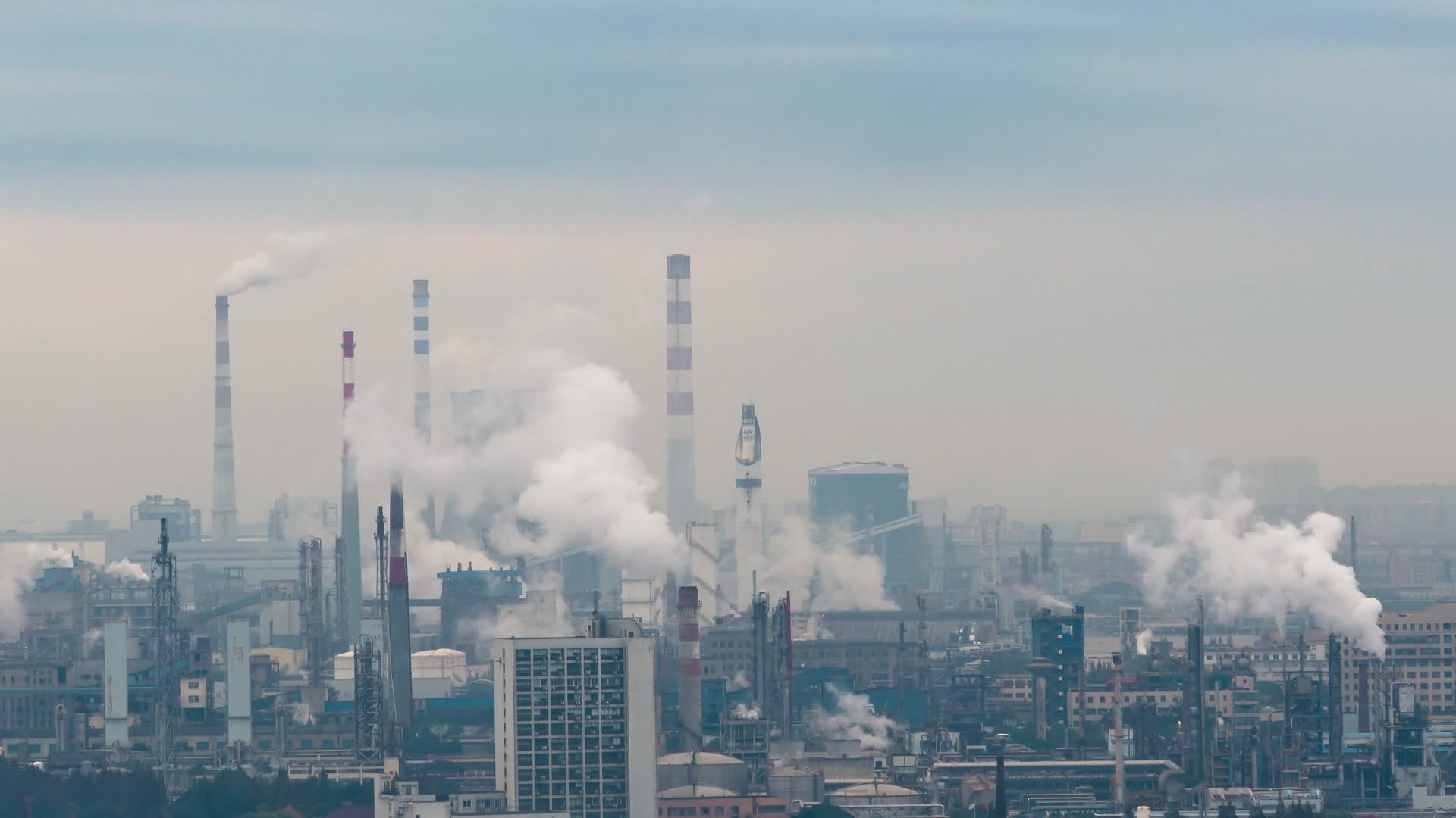 重工业火力发电城市污染延时视频的预览图