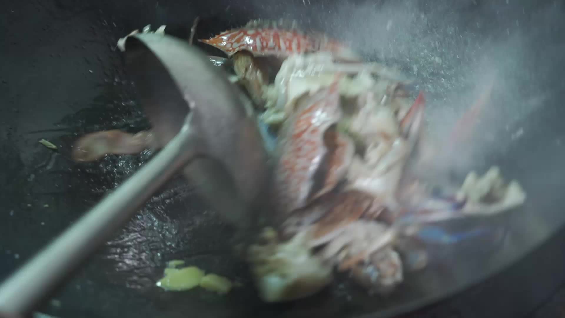 大排档炒螃蟹视频的预览图