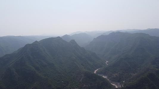 航拍焦作丹河大峡谷景区视频的预览图