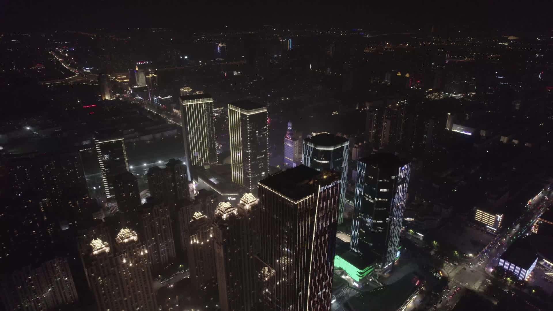 航拍郑州正弘城一镜到底视频的预览图
