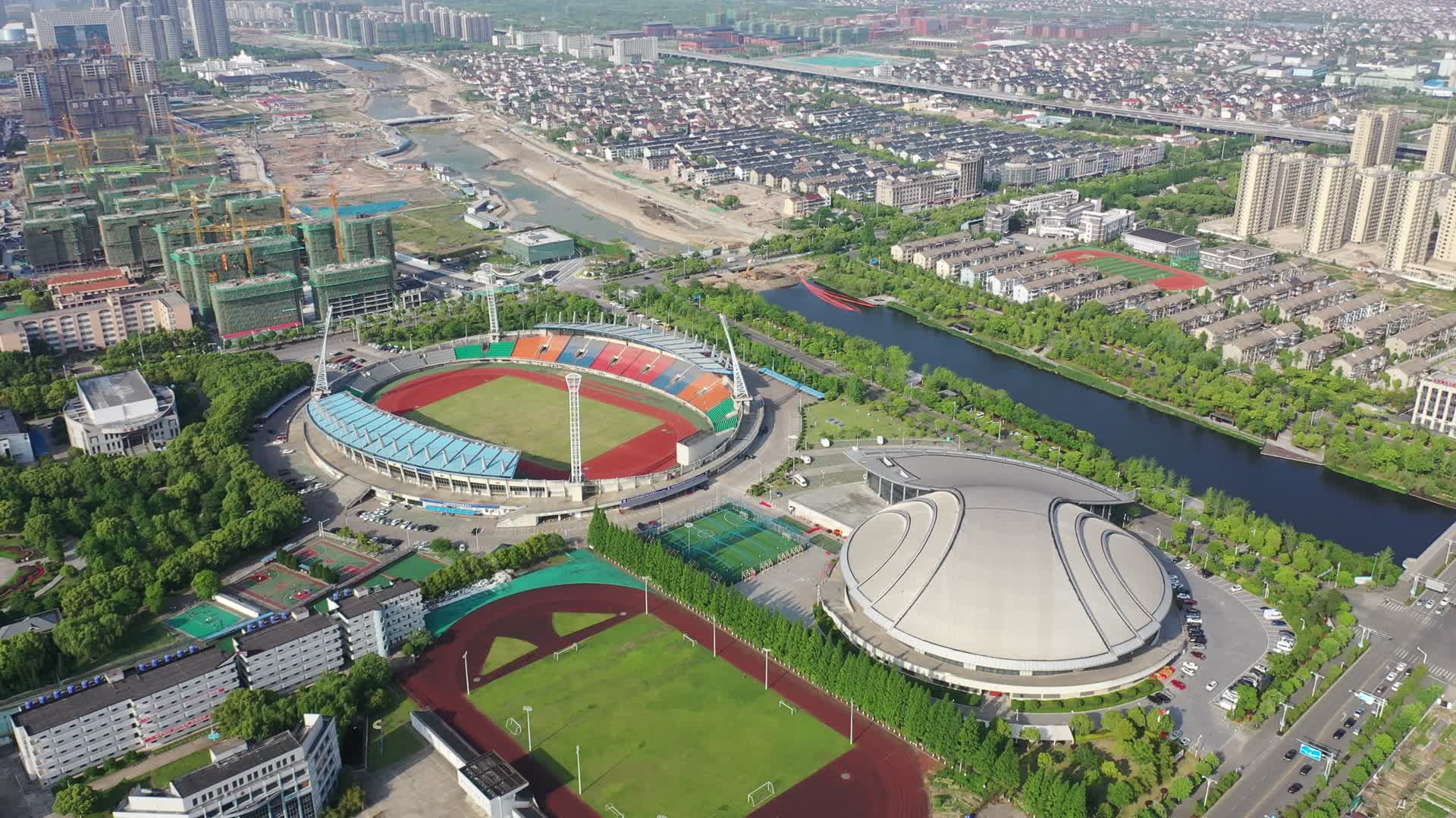 慈溪市体育中心视频的预览图
