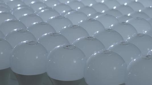 LED灯泡现代工厂智能生产线视频的预览图