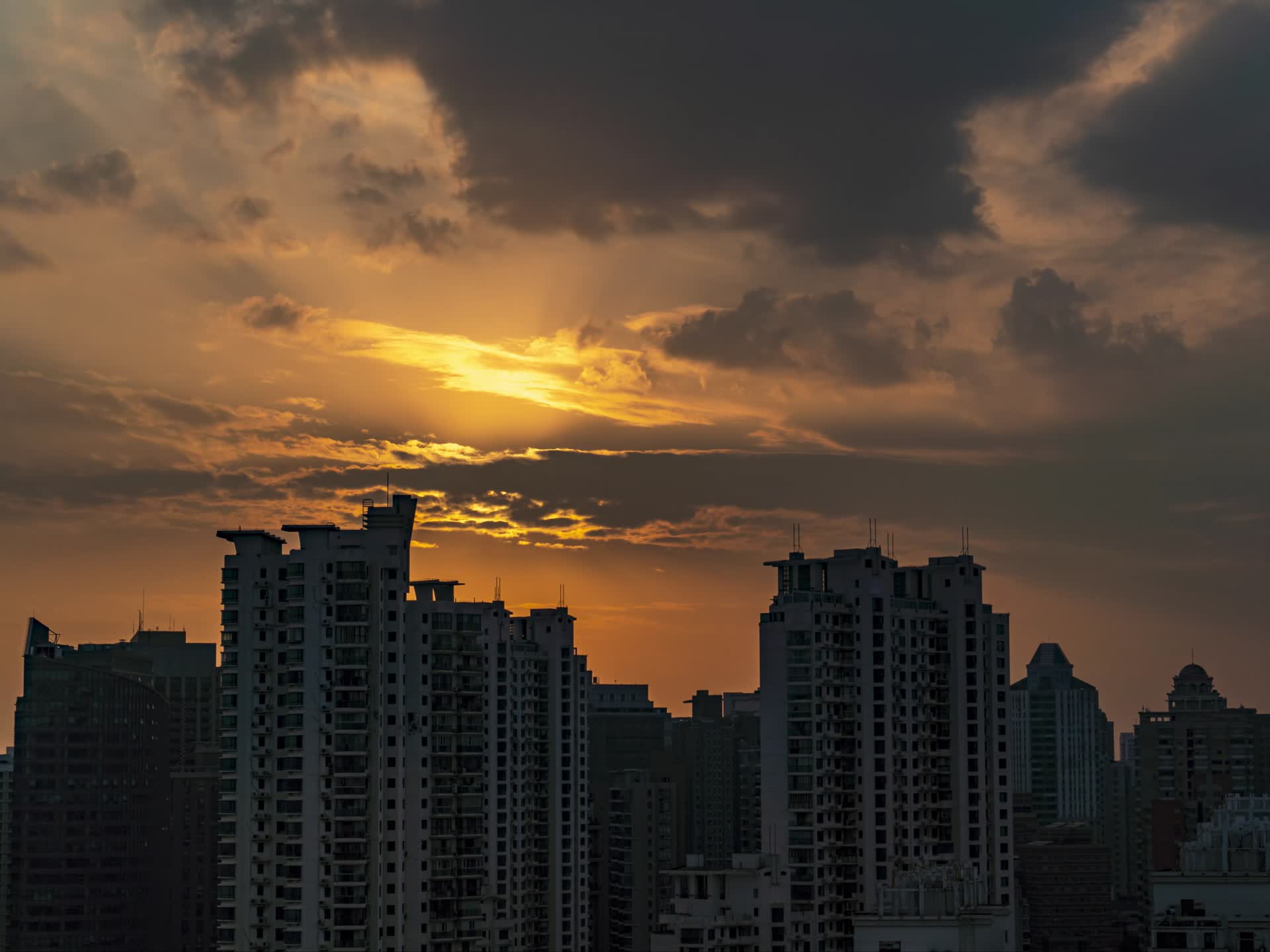 上海城市日落延时横版视频视频的预览图