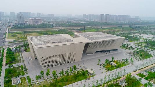 航拍郑州美术馆艺术建筑体视频的预览图