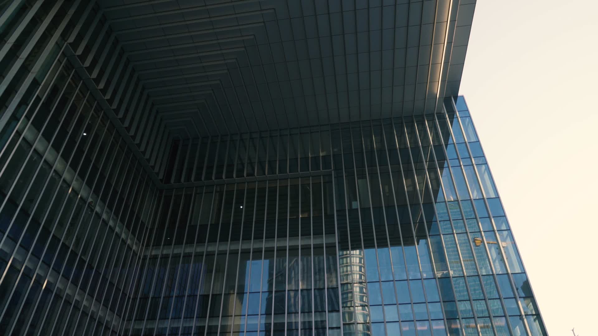 写字楼大厦视频的预览图