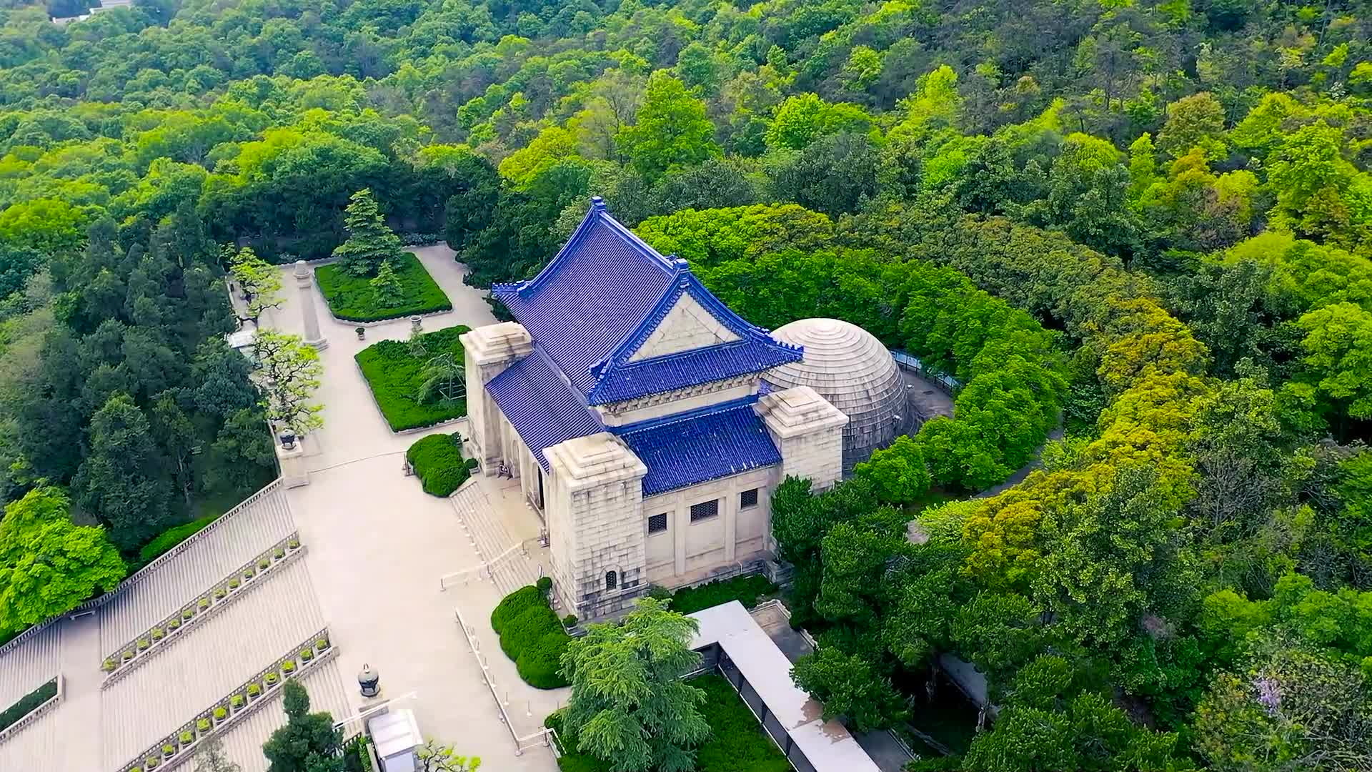 南京中山陵景区航拍视频的预览图