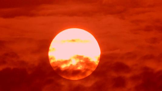 太阳东升日出出来了旭日视频的预览图