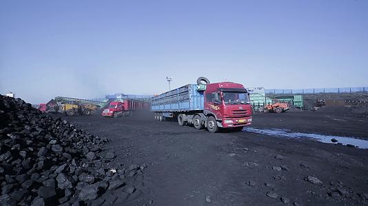 采煤运输视频视频的预览图