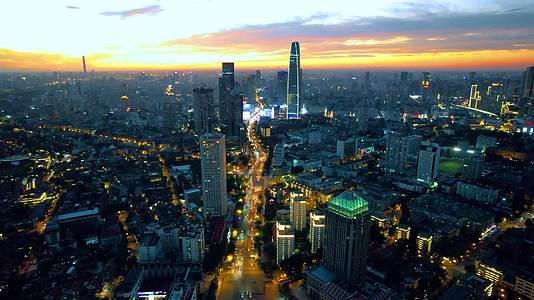 天津城市高楼建筑夜晚航拍视频的预览图